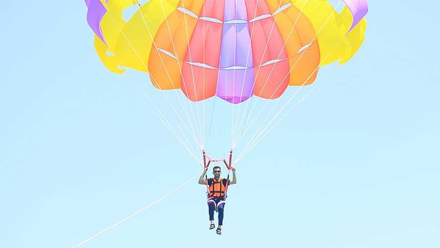 Parasailing-in-Punta-Cana_02