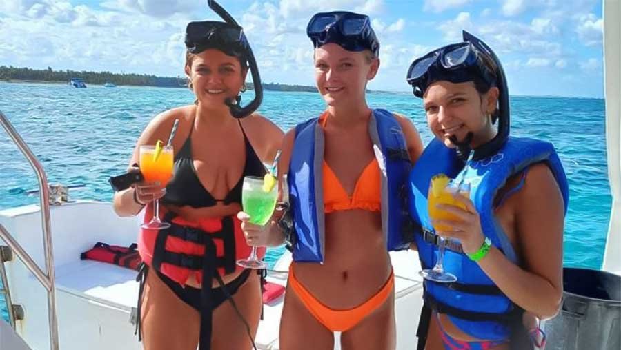 Party-Boat-Adult-Party_02