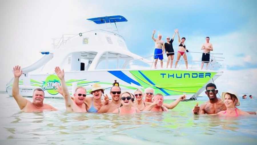 Party-Boat---Family-Friendly_00